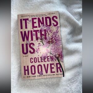 It Ends With Us by Colleen Hoover
